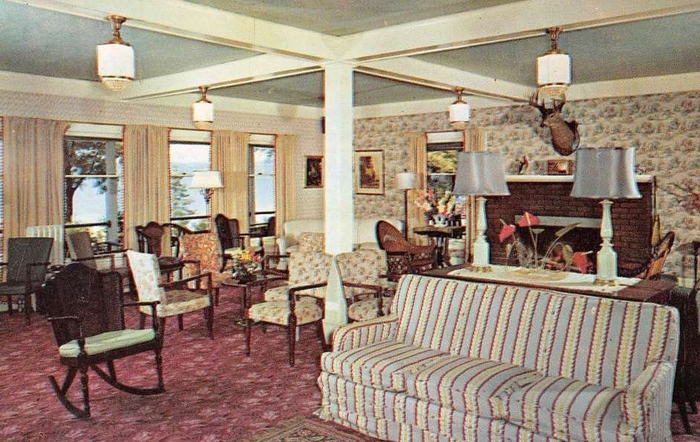 Northway Hotel (Northway Inn) - Old Postcard (newer photo)